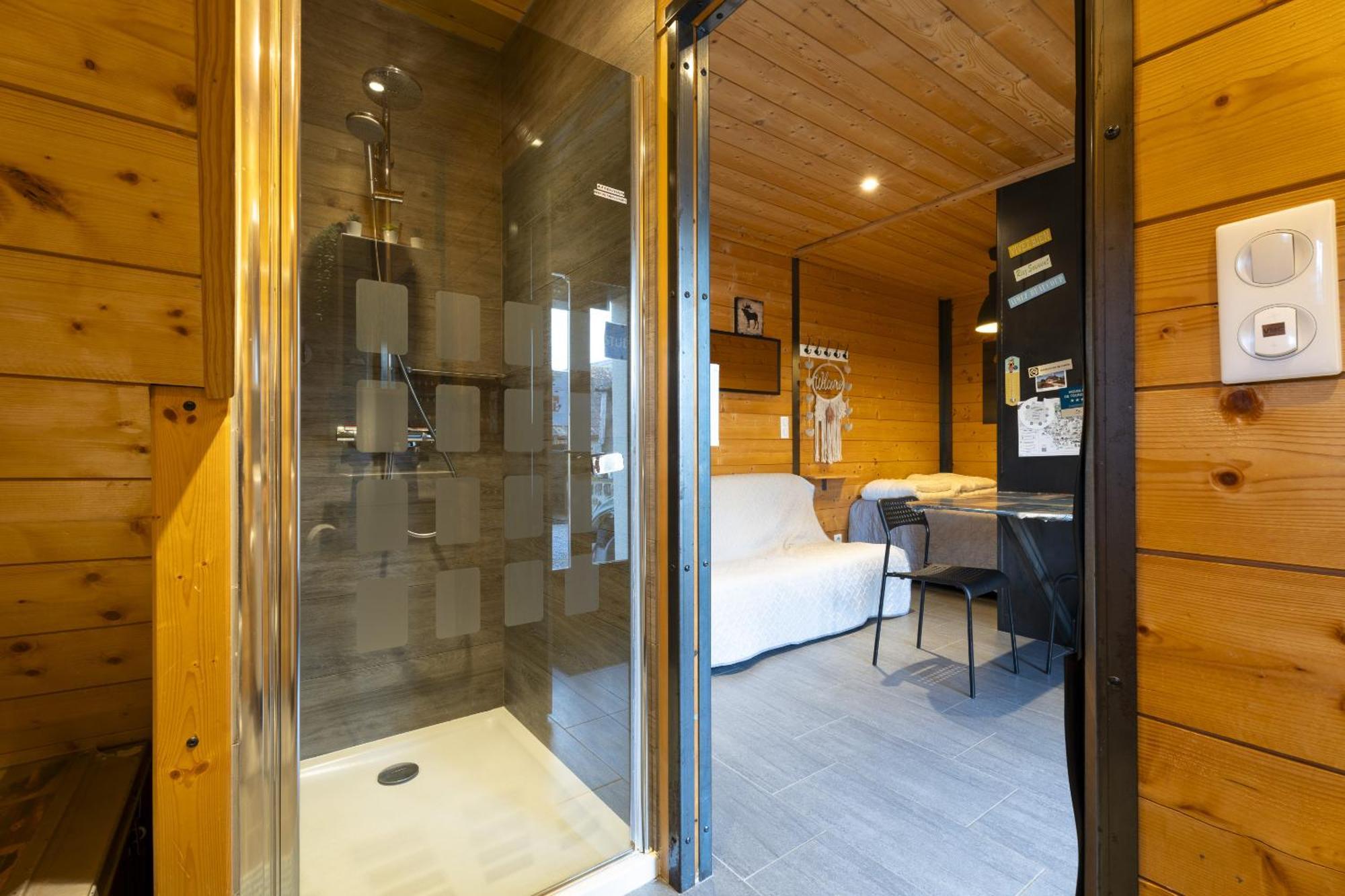 Studio Du Moulin Saint-Laurent-d'Andenay Esterno foto